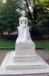 Sissi-Statue im Marconi-Park.