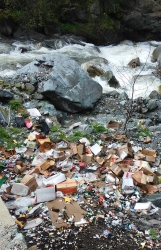 Auch Albanien hat ein Müllproblem.