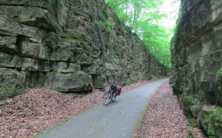 Schlucht auf dem Weg nach Echternach.