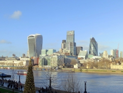 Londoner Skyline (diesmal bei Tag).