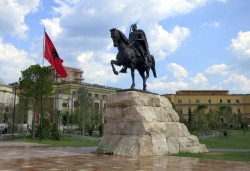 Skanderbeg-Denkmal.