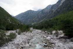 Auf dem Weg nach Nderlysaj.