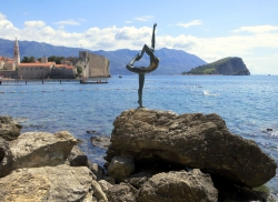 Die Balletttänzerin von Budva.