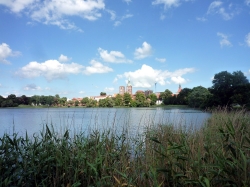 Blick auf die Sankt-Nikolai-Kirche.