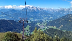 In der Gondel mit Blick auf Werfenweng