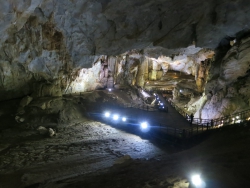 Am Anfang der Paradise Cave.