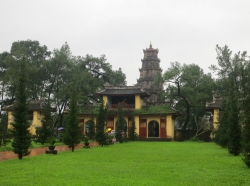 Die Thien-Mu-Pagode.