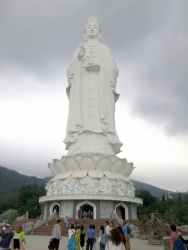 Die größte Bodhisattva-Quan-Am-Statue Vietnams.