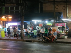 Street Food Corner.