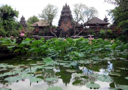 Tempel Pura Taman Saraswati in Ubud.